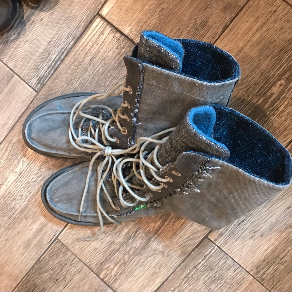 Ladies boots